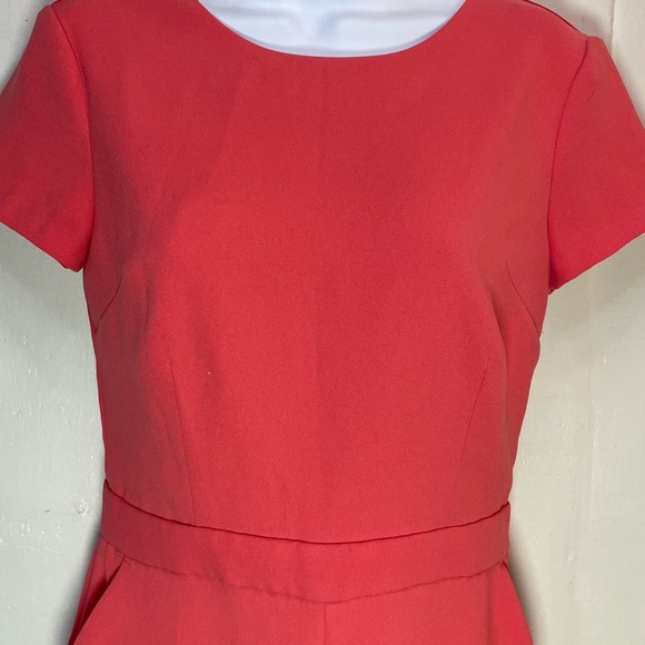 #0122 Banana Republic Coral Zipper Back Romper w/Pockets -2P - Picture 3 of 8